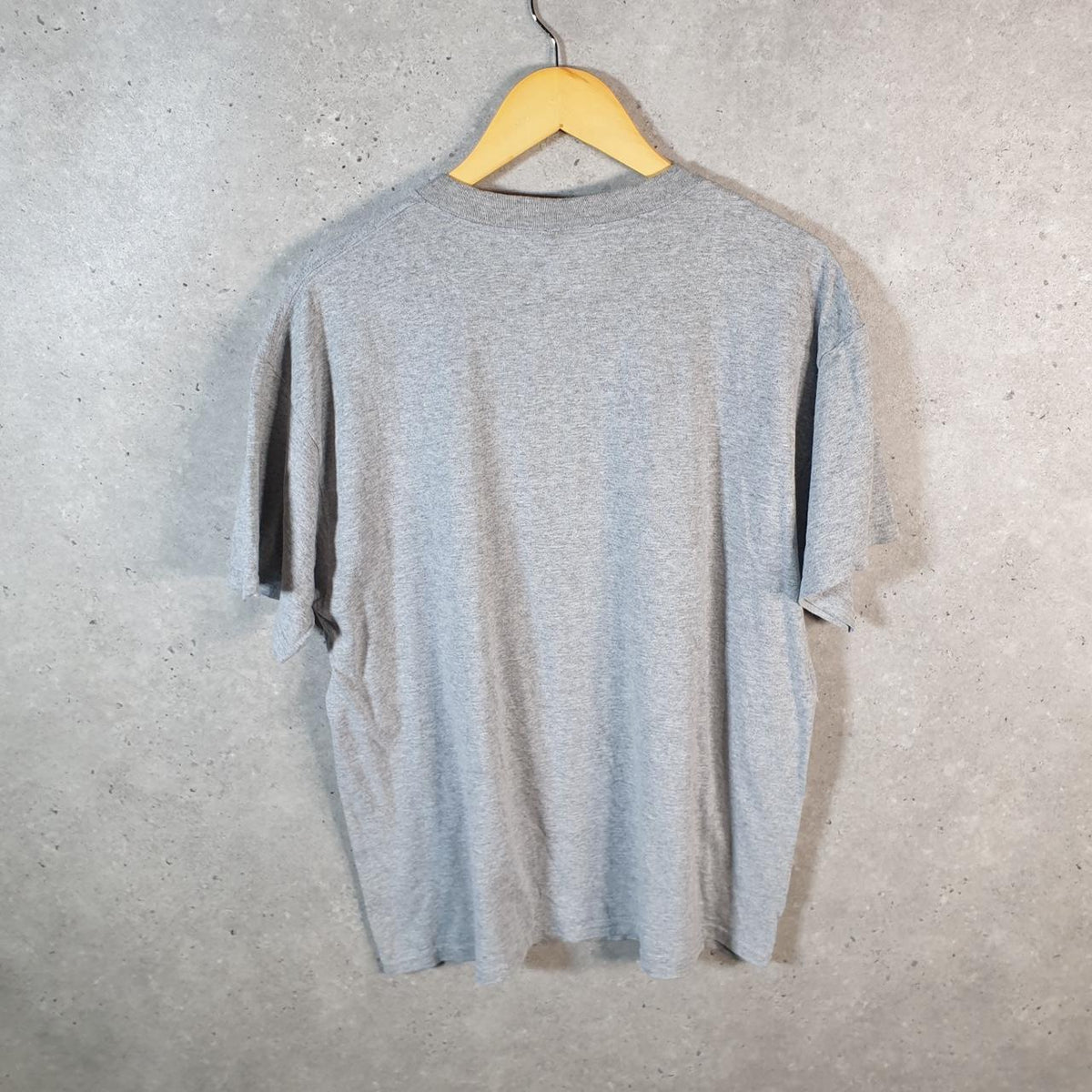 Vintage Disney 2003 Florida Mickey Mouse T Shirt Men’s  Medium Grey Graphic Cartoon C9900
