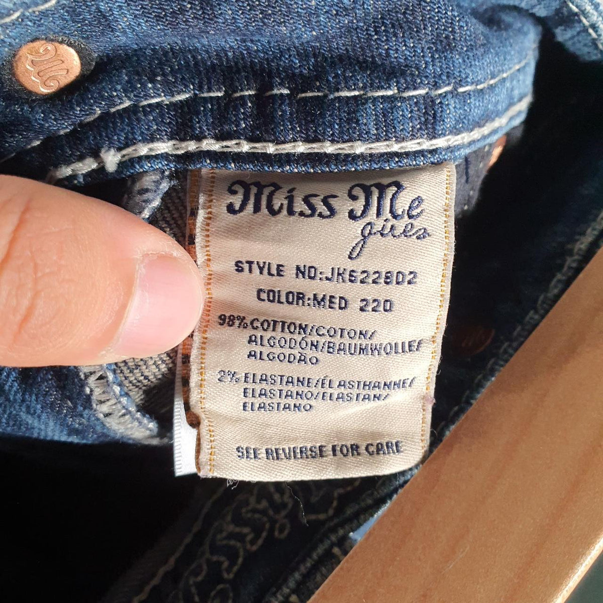 Vintage Miss Me Baggy Y2K Hip Hop Jeans Shorts Jorts Womens W24 Blue Denim Low Rise