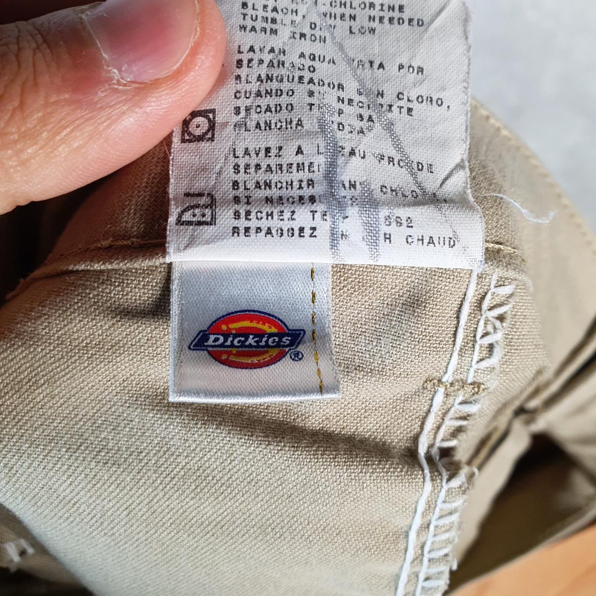 Vintage Dickies Carpenter Shorts Jorts Cargo Womens W36 Brown Relaxed Fit Baggy Big Fish Vintage