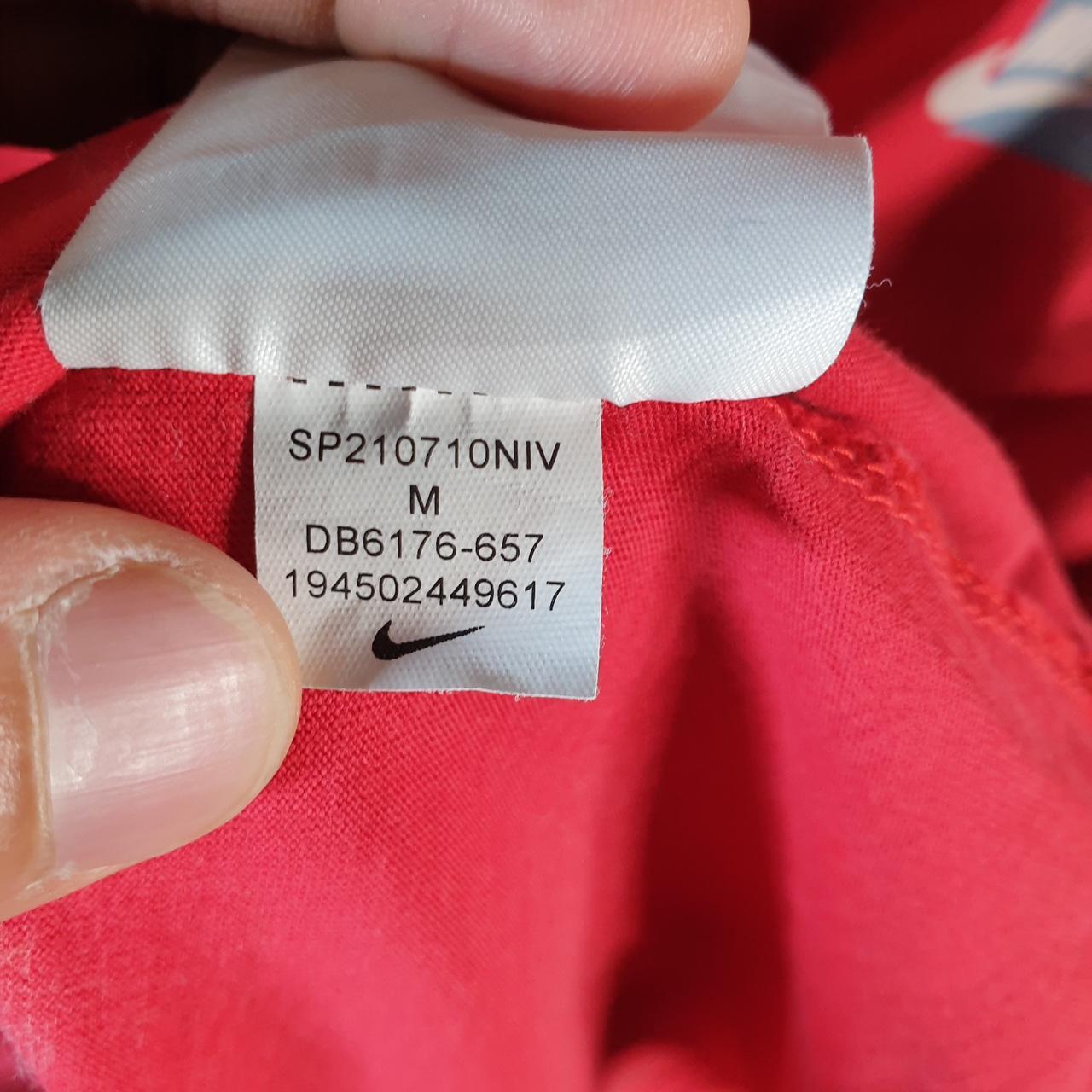 Vintage Nike Spellout T Shirt Men’s Medium Red All Over Print Logo Swoosh Athletic