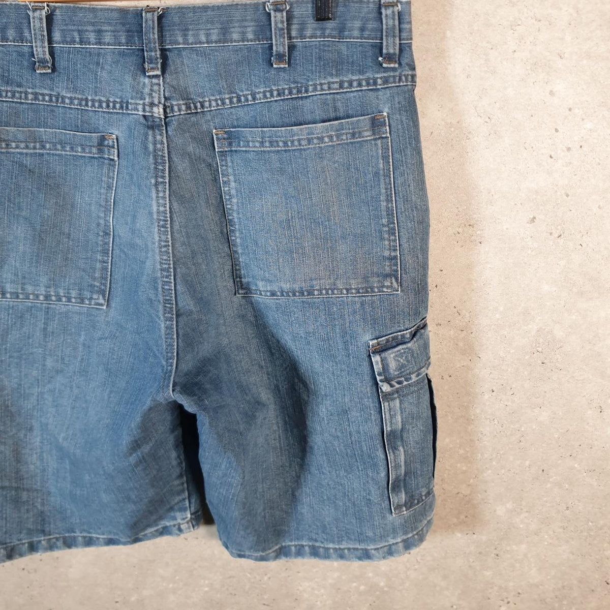 Vintage Wrangler Denim Shorts Jorts Cargo Men’s W34 Blue Baggy Cotton