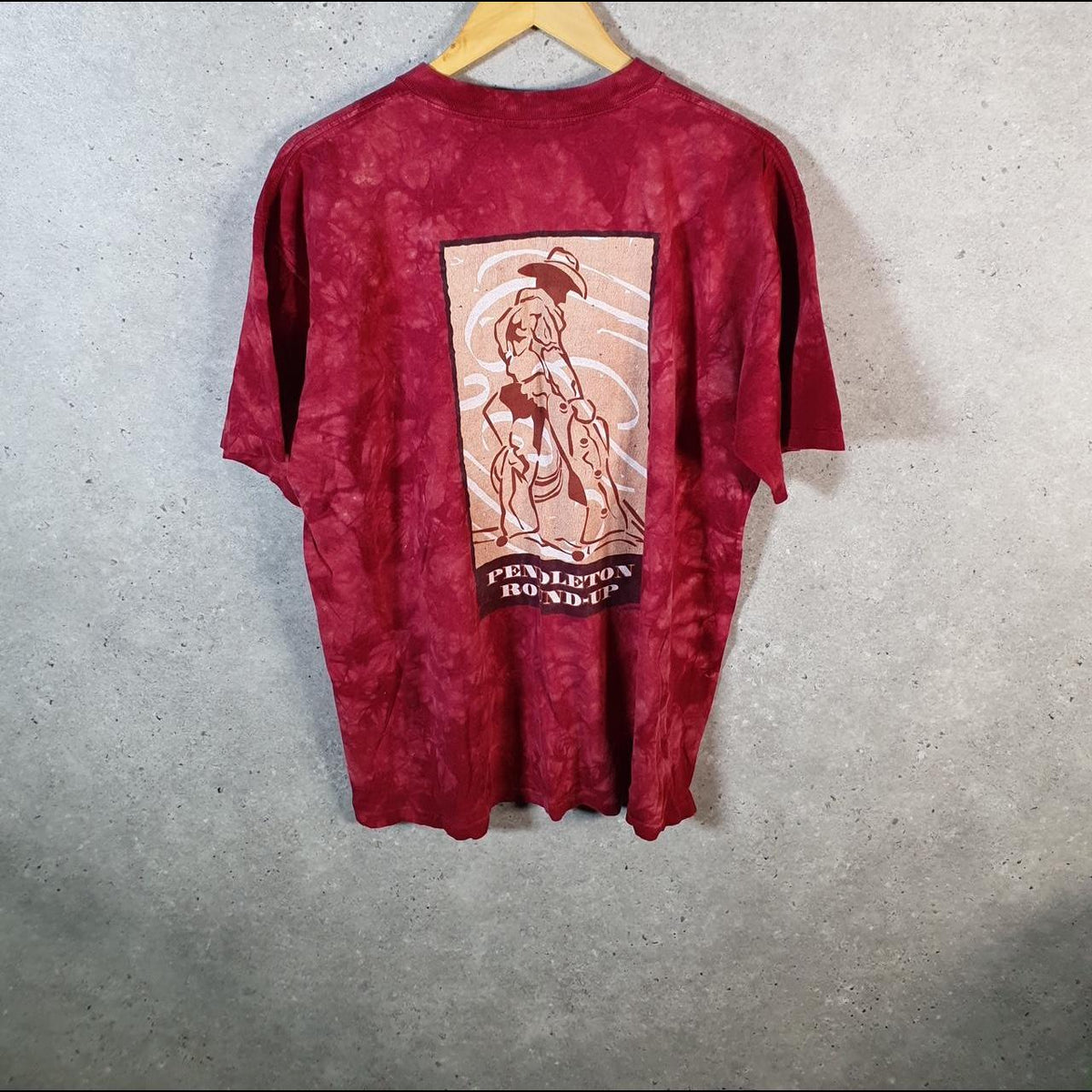 Vintage Pendleton Roundup Oneita 90s USA Single Stitch T Shirt Men’s Large Red Big Fish Vintage