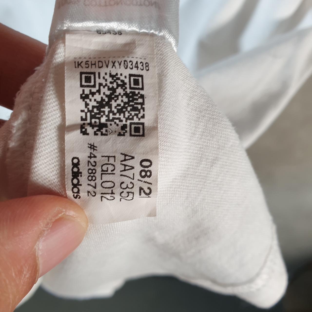 Vintage Adidas Spellout T Shirt Womens XL White Three Stripes Athletic Logo