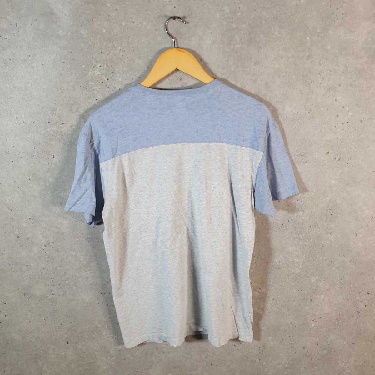 Vintage J Crew Graphic T Shirt Men’s Medium Blue Casual Sports Logo Athletic
