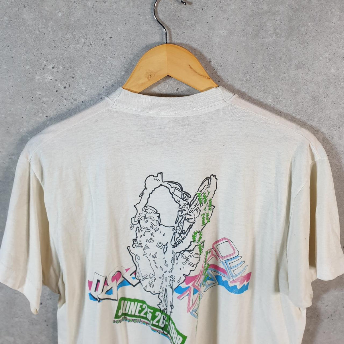 Vintage South Park 1988 Zero Nine USA Single Stitch T Shirt Men’s Medium White C8140
