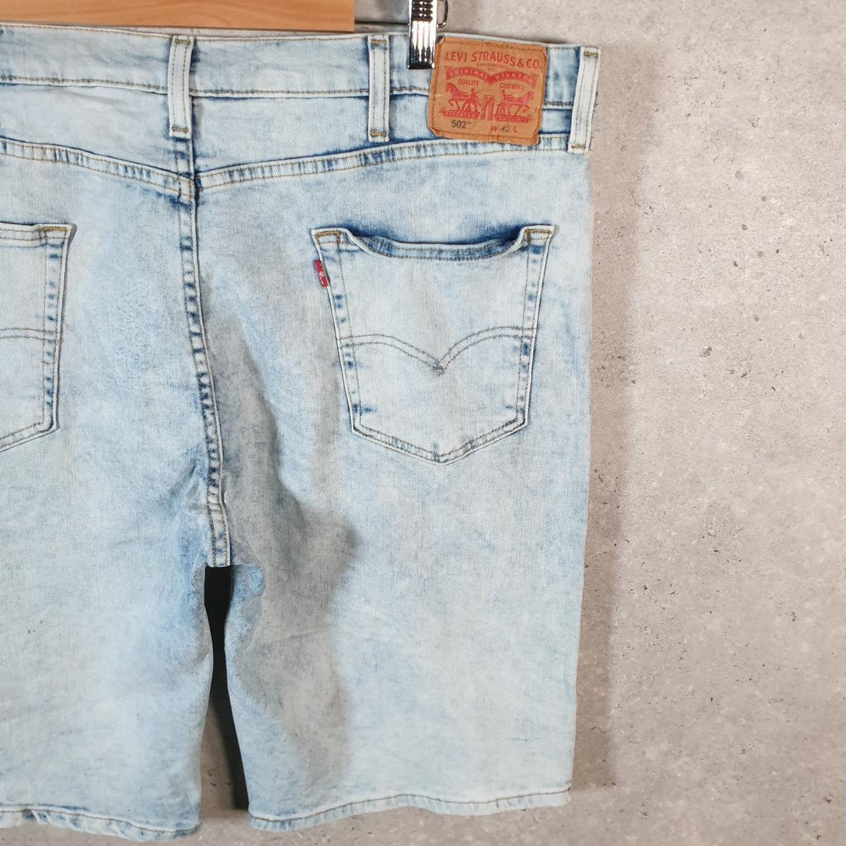 Vintage Levi’s 502 Baggy Shorts Jorts Cargo Men’s W42 Blue Relaxed Denim