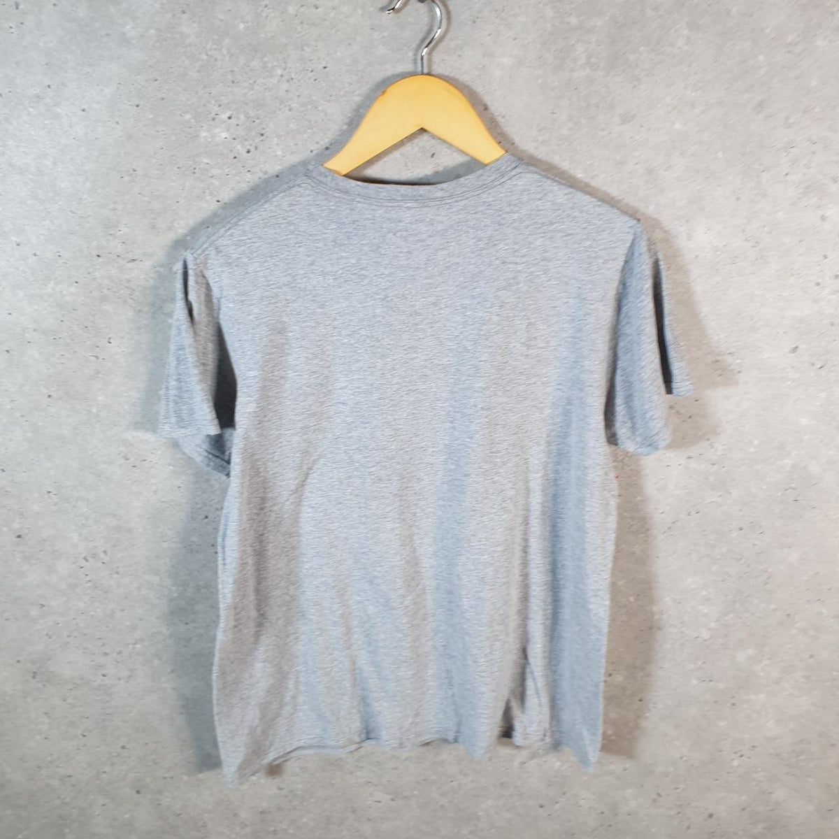 Vintage Disney Land Mickey Mouse T Shirt Men’s Medium Grey Graphic Cartoon