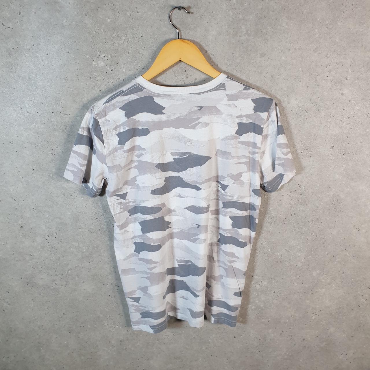 Vintage Adidas T Shirt Shirt Womens Large Camo Grey Three Stripes Logo Athletic C9893