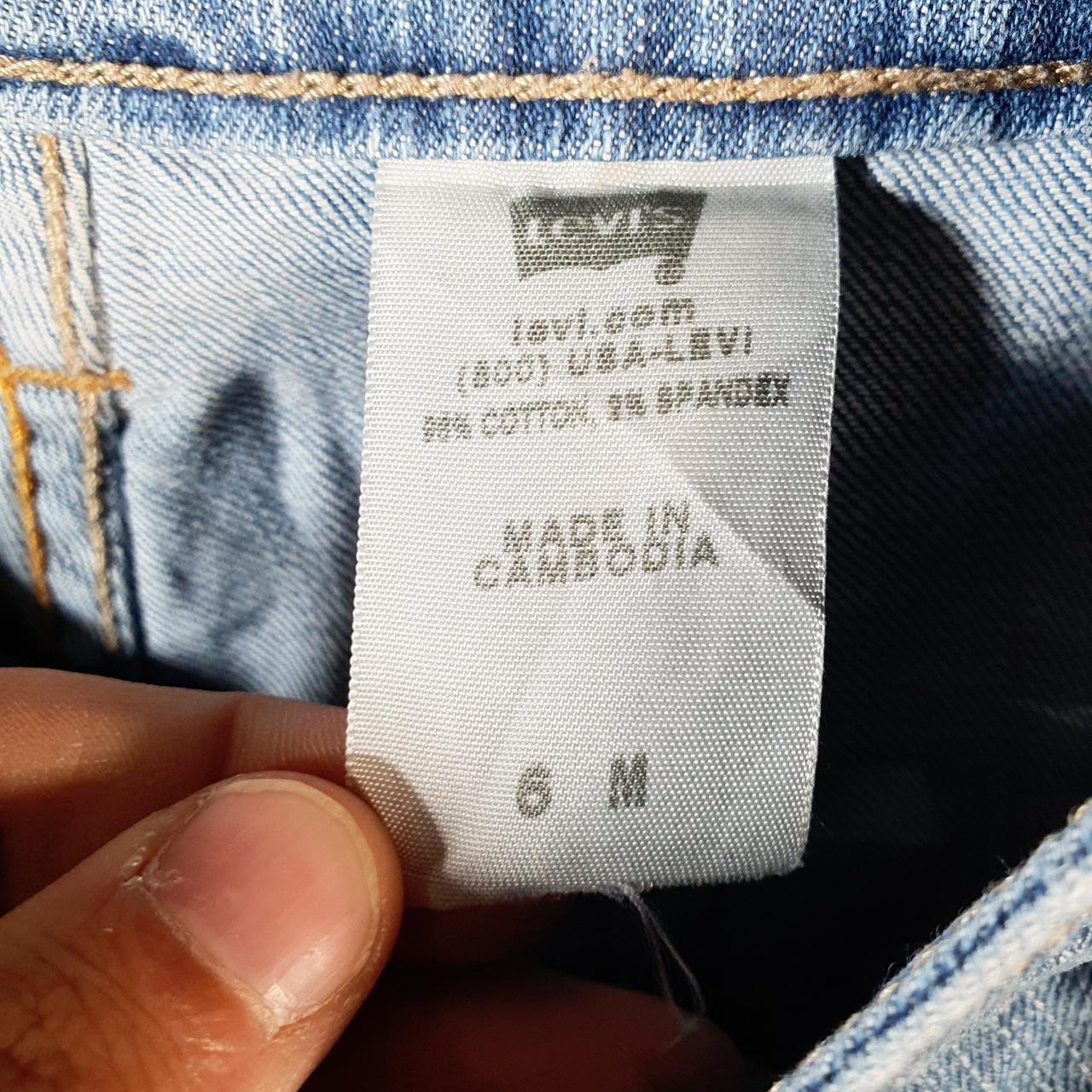 Vintage Levi’s 525 Cut Off Baggy Shorts Jorts Cargo Womens W30 Blue Relaxed Denim