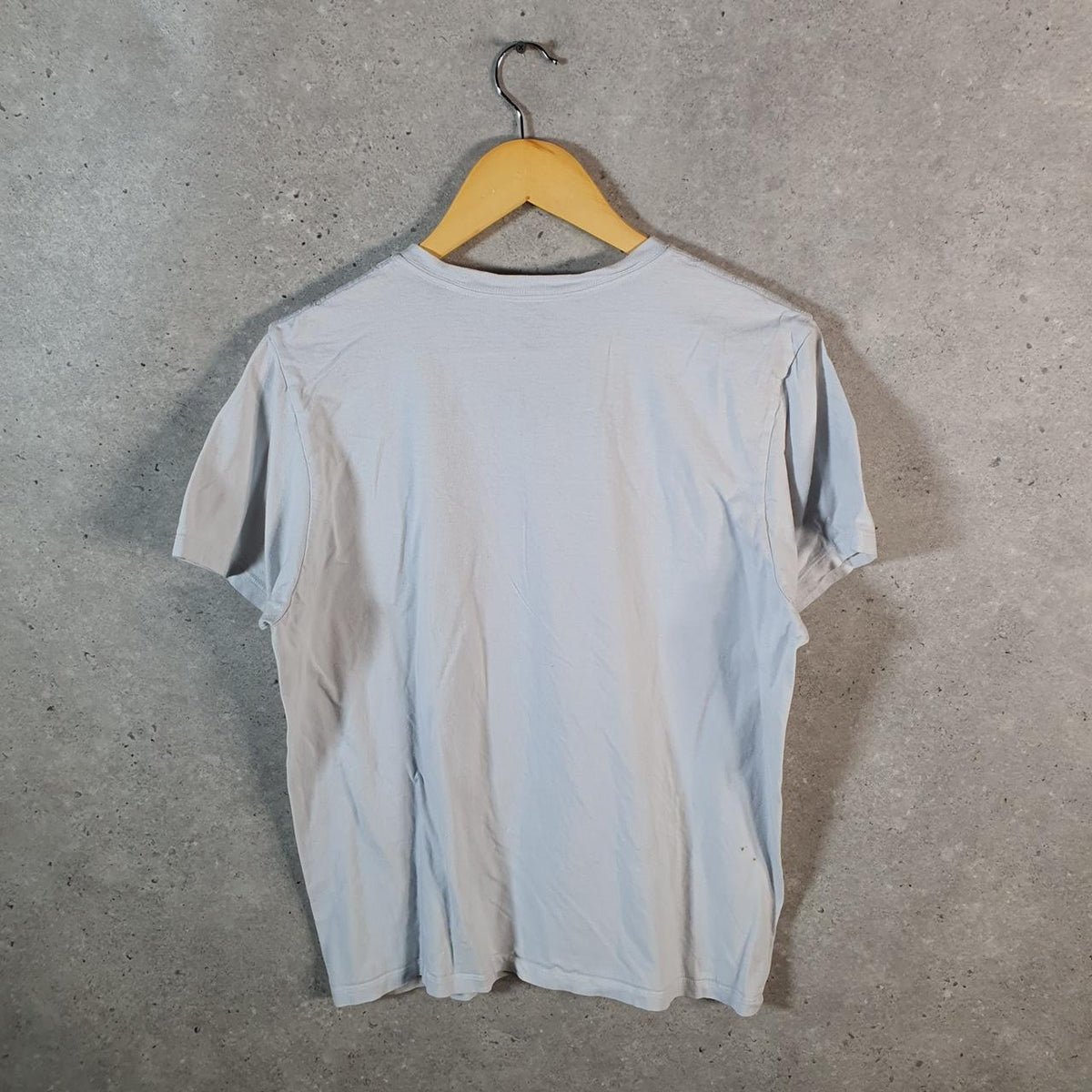Vintage Calvin Klein Graphic T Shirt Men’s Medium White Regular Fit Spellout Logo