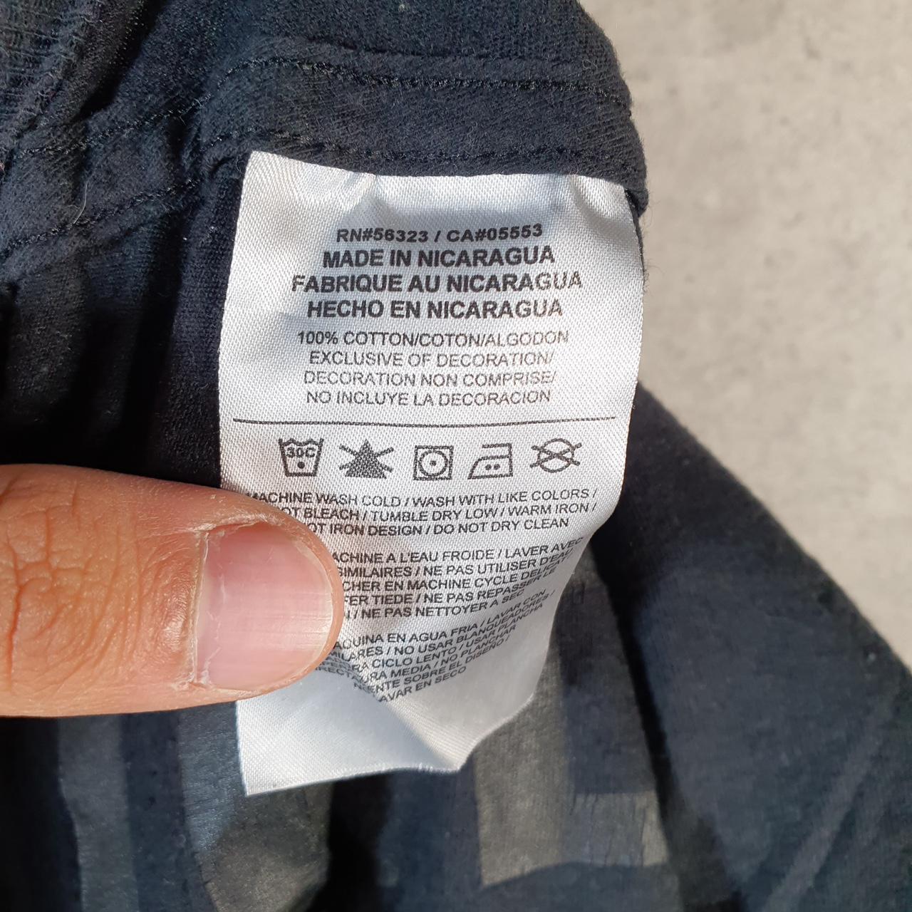 Vintage Nike Spellout Club T Shirt Men’s Medium Black Logo Swoosh Athletic