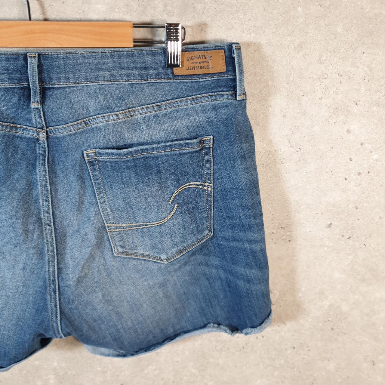 Vintage Levi’s Baggy Shorts Jorts Cargo Womens W33 Blue relaxed Denim