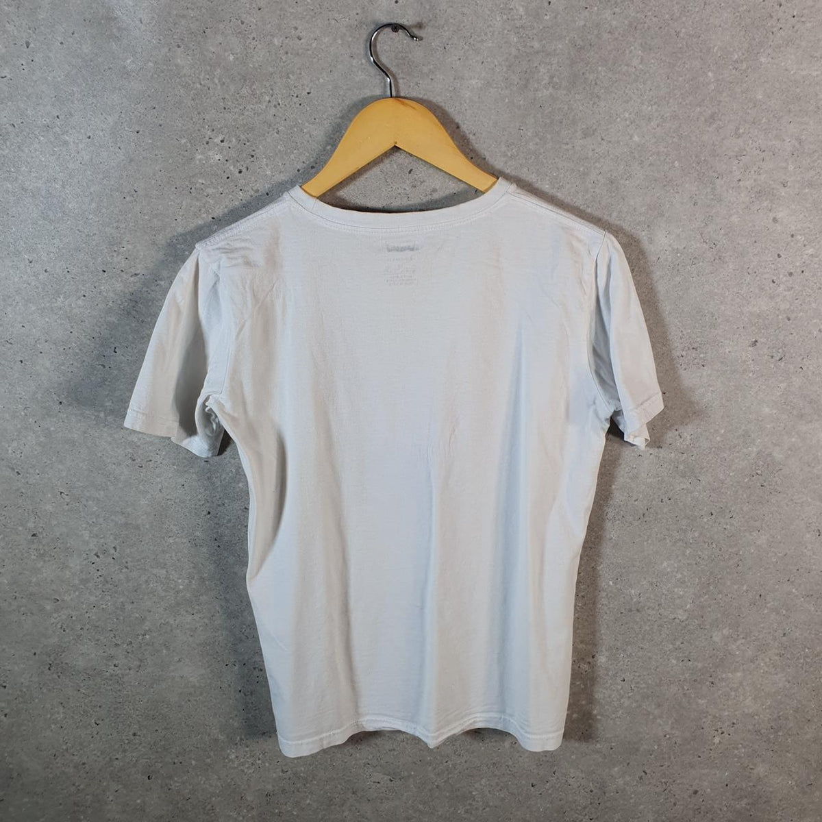 Vintage Levis Spellout T Shirt Shirt Men’s Small Regular Fit White Logo Athletic