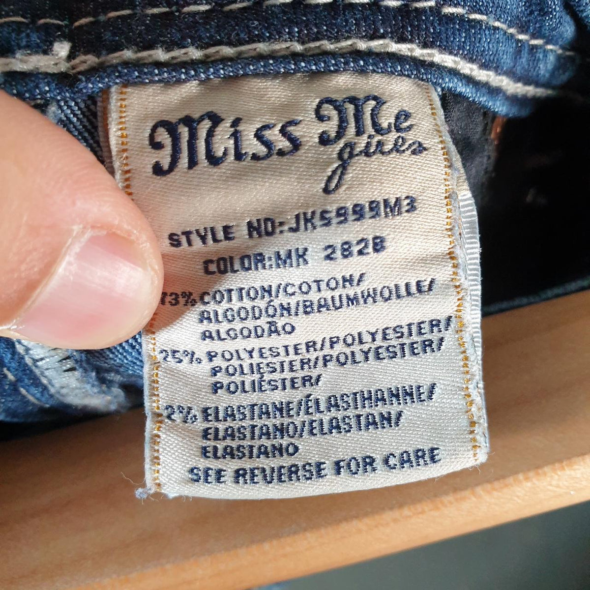 Vintage Miss Me Baggy Y2K Hip Hop Jeans Shorts Jorts Womens W24 Blue Denim Low Rise