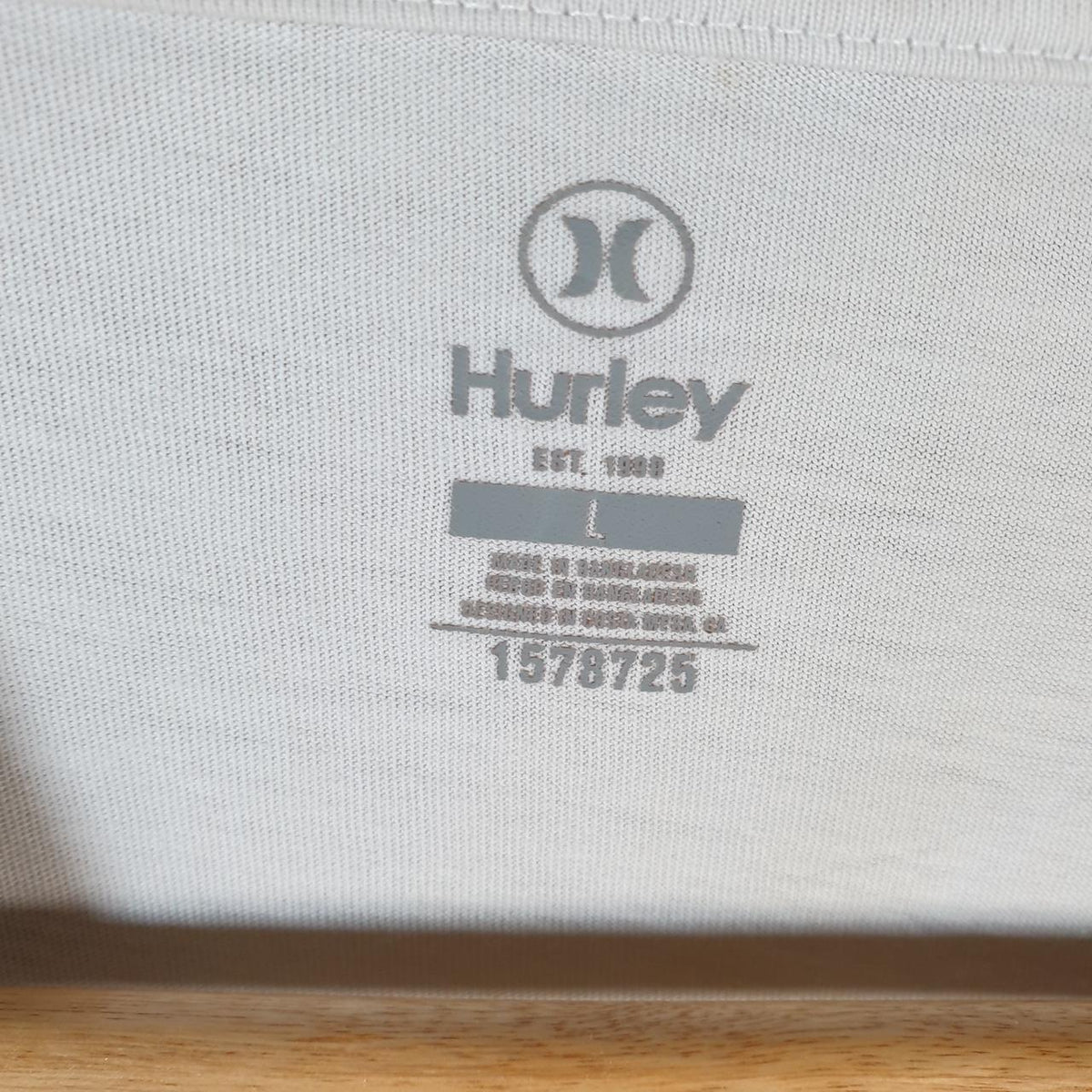 Vintage Hurley Graphic T Shirt Men’s Large White Casual Sports Logo Athletic
