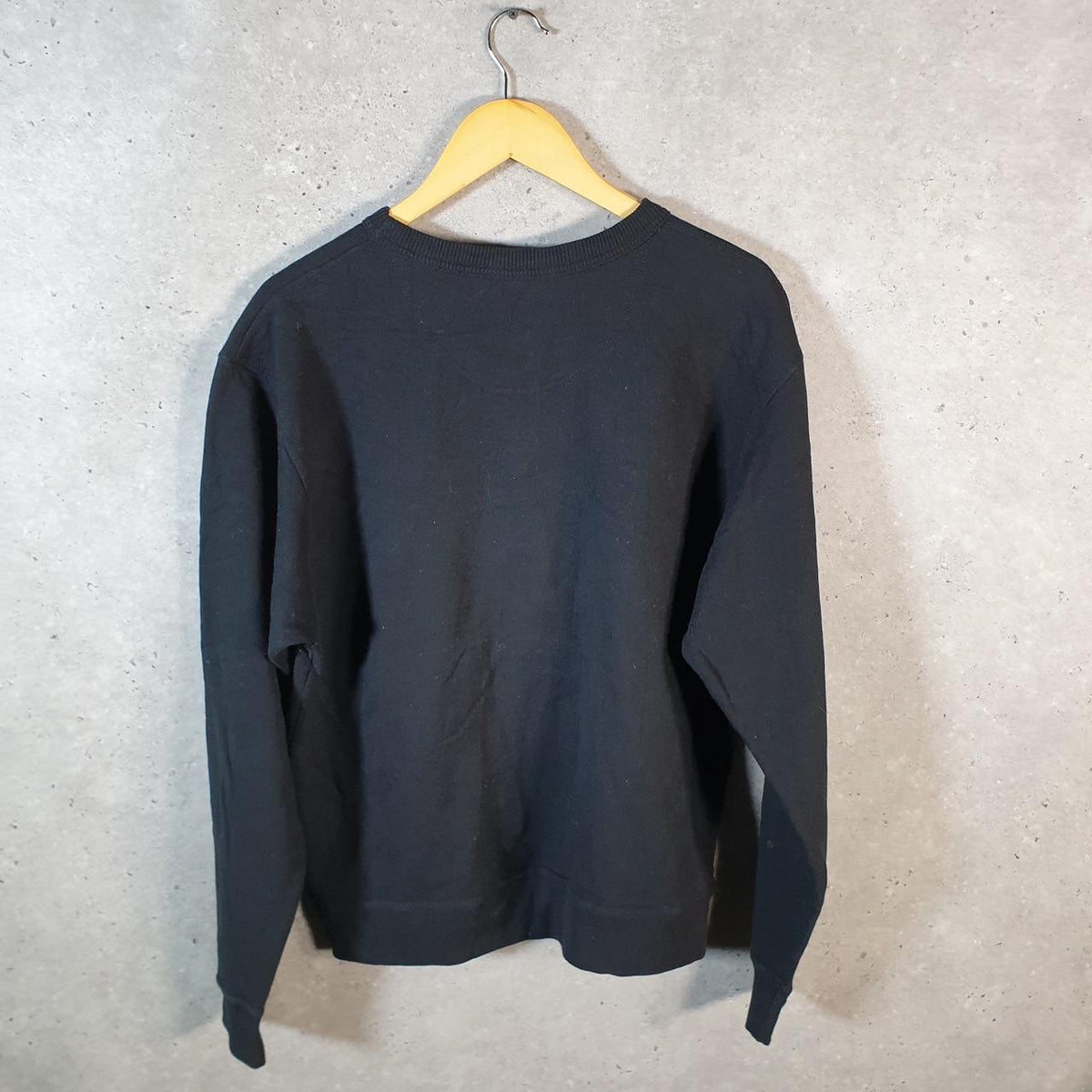 Vintage Champion Sweatshirt Men’s Medium Black USA Y2K Pullover Embroidered Logo