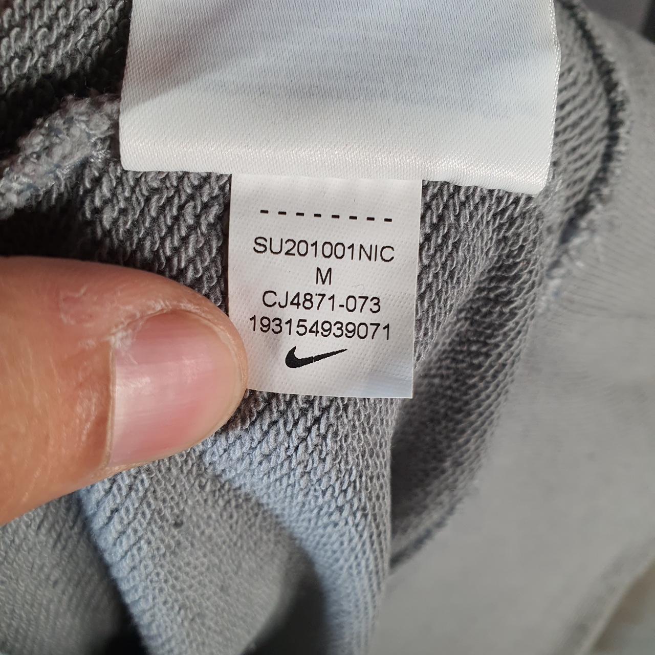 Vintage Nike Club Embroidered Sweatshirt Men’s Medium Grey Swoosh Y2K Pullover Logo