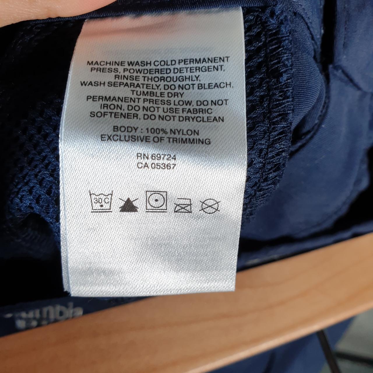 Vintage Columbia Performance Fishing Gear Shorts Men’s Small Blue Athletic Hiking