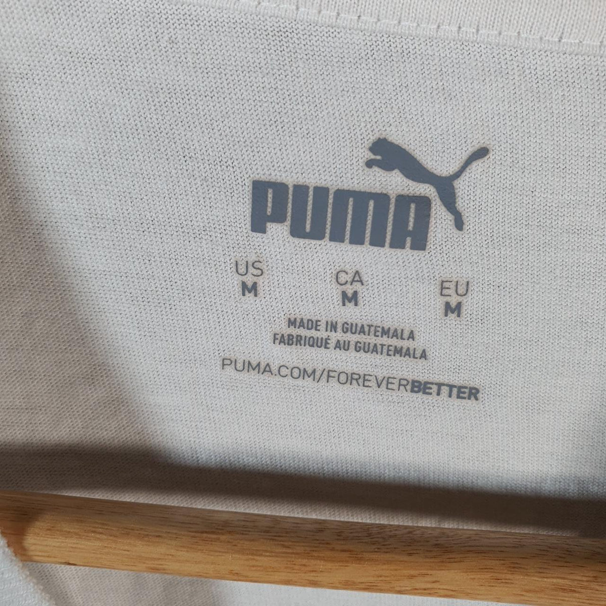 Vintage Puma Spellout T Shirt Men’s Medium White sports Logo Athletic