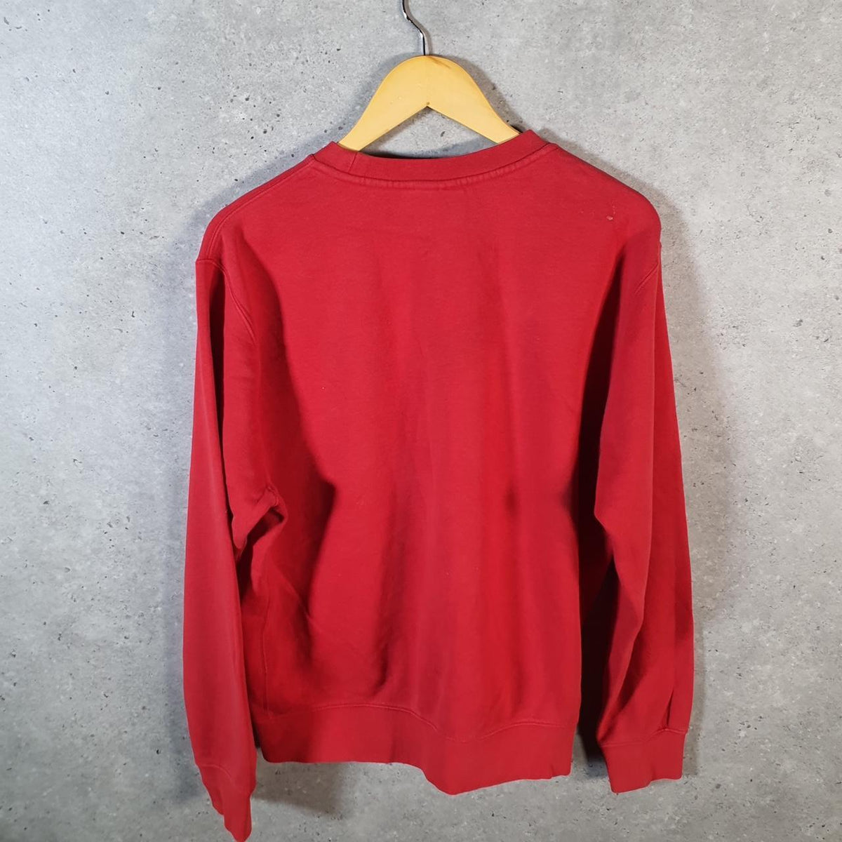 Vintage Nike Club Sweatshirt Mens Medium Red Swoosh Y2K Pullover Embroidered Logo