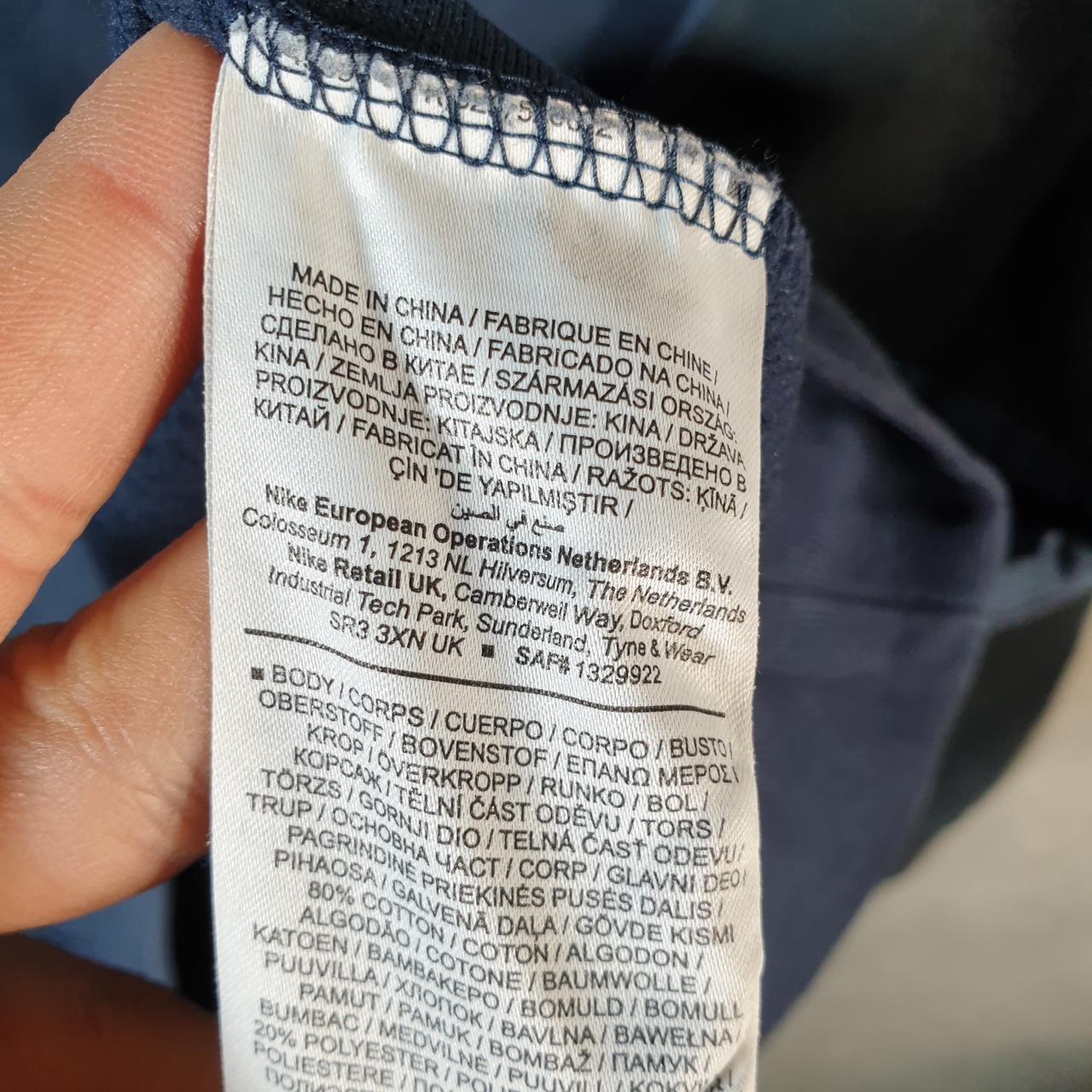 Vintage Nike Club Embroidered Sweatshirt Men’s Medium Navy Blue Swoosh Y2K Pullover