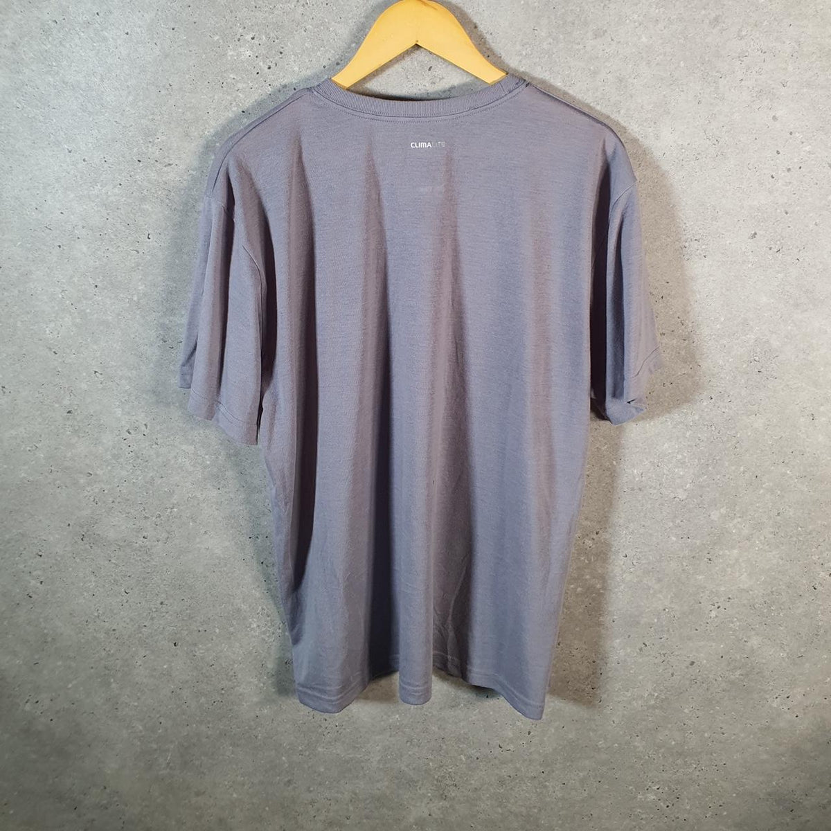 Vintage Adidas Climalite T Shirt Shirt Men’s Large Grey Three Stripes Logo Athletic