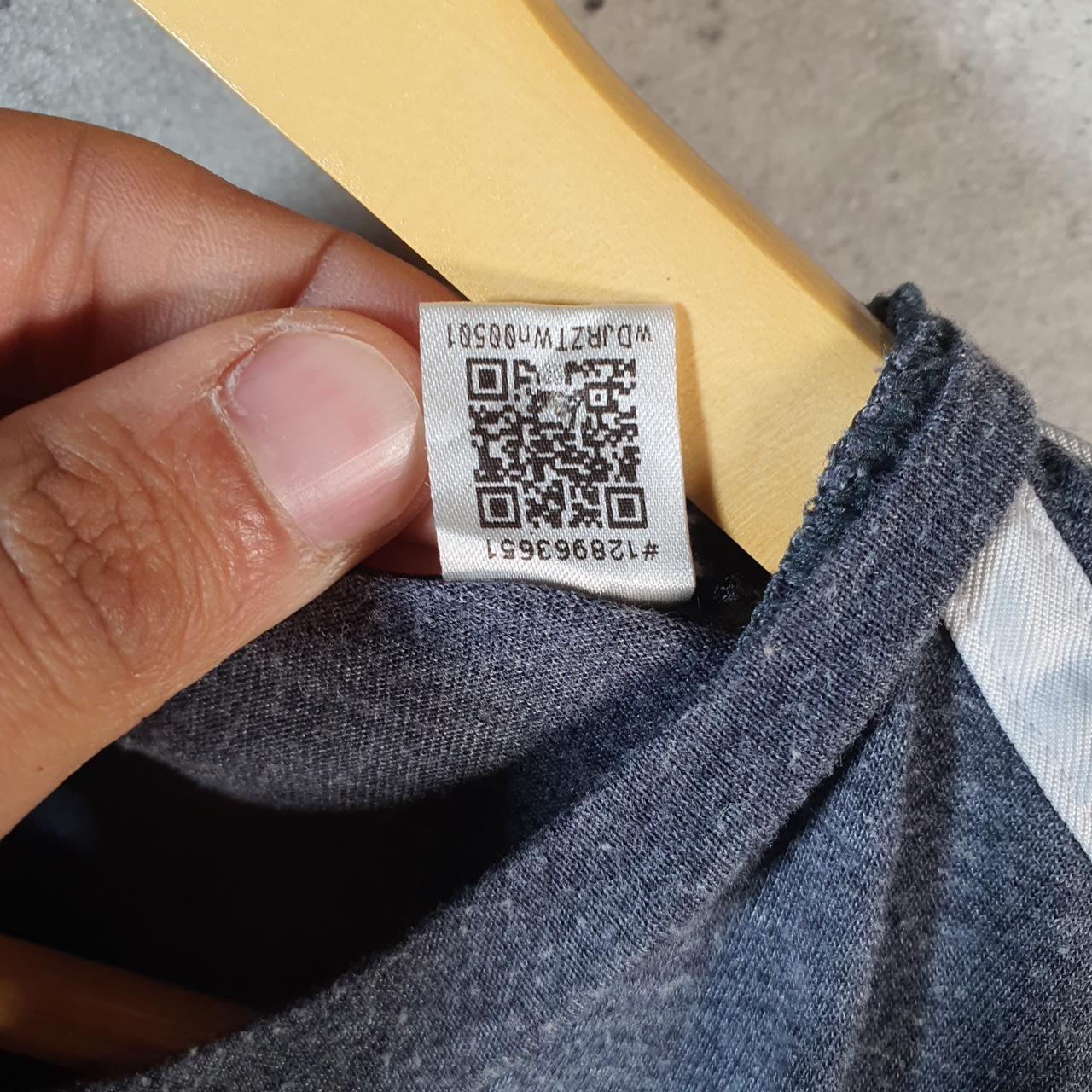 Vintage Adidas Spellout T Shirt Men’s Medium Grey Three Stripes Logo Athletic