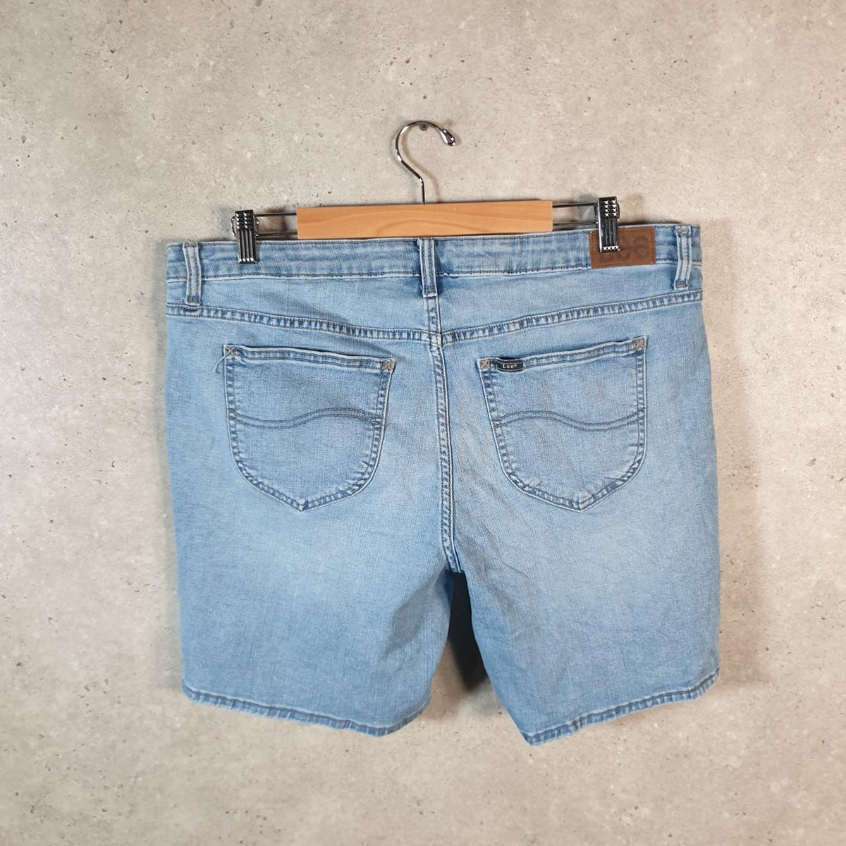 Vintage Lee Baggy Shorts Jorts Cargo Womens W36 Blue Relaxed Denim