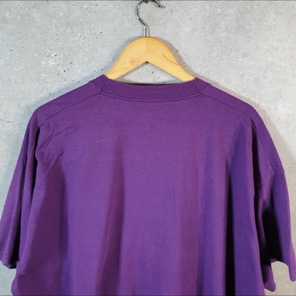 Vintage Flower Birds Graphic USA Single Stitch T Shirt Men’s Large Purple C8024