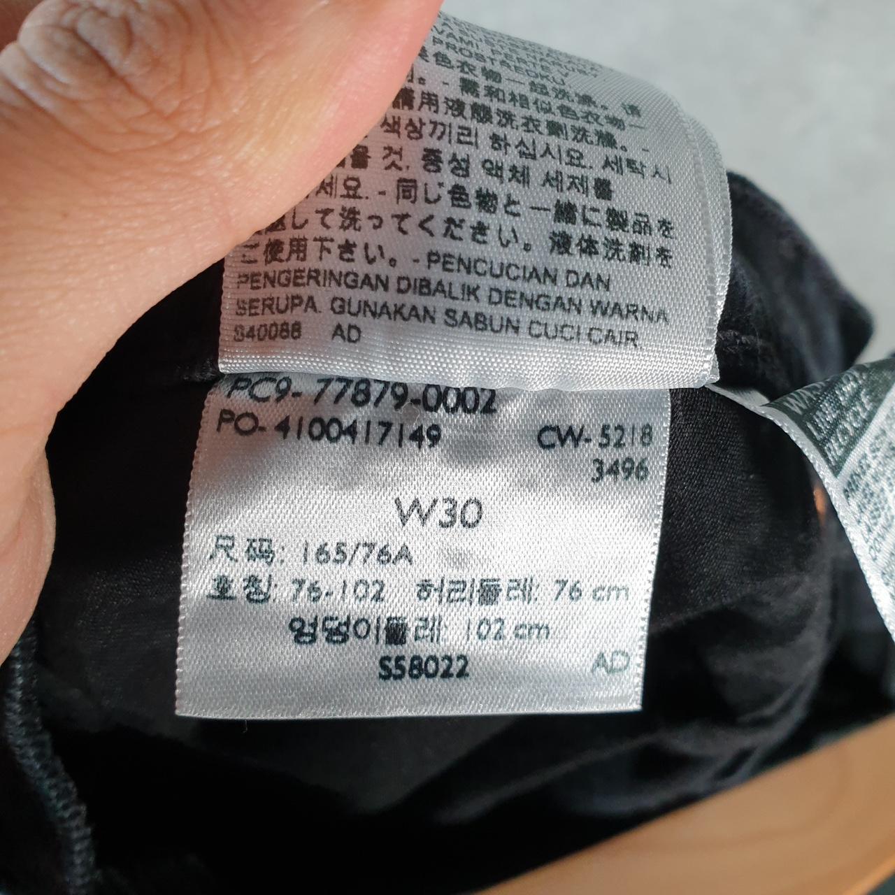 Vintage Levi’s Baggy Shorts Jorts Cargo Womens W30 Black Relaxed Denim