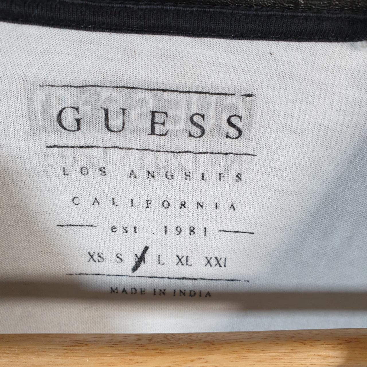 Vintage Guess Spellout Graphic T Shirt Men’s Medium White Casual Sports Logo Athletic