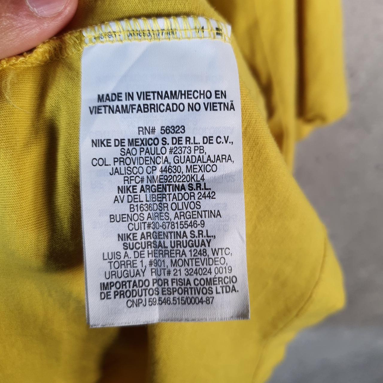 Vintage Nike Club T Shirt Men’s XL Yellow Embroidered Swoosh Logo Athletic Big Fish Vintage