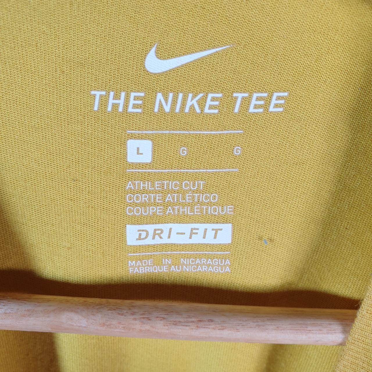 Vintage Nike Dri Fit Running T Shirt Men’s Large Yellow Swoosh Logo Athletic