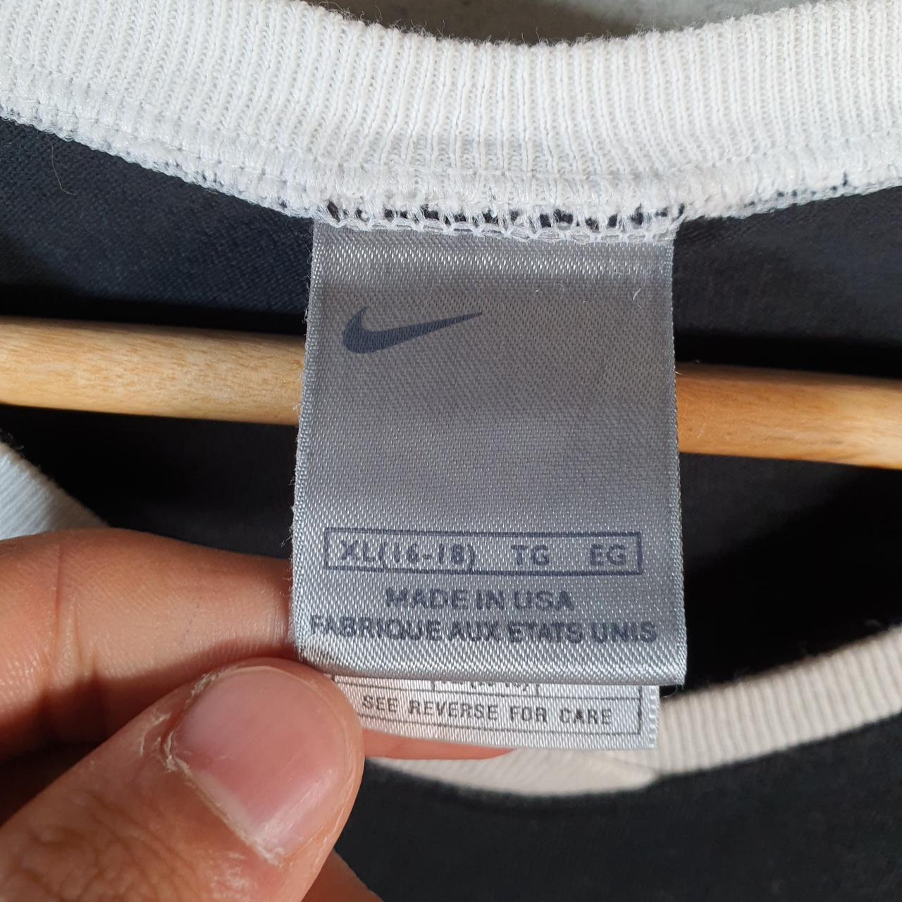 Vintage Nike 90s USA T Shirt Men’s XL Black Embroidered Single Swoosh Logo Athletic Big Fish Vintage