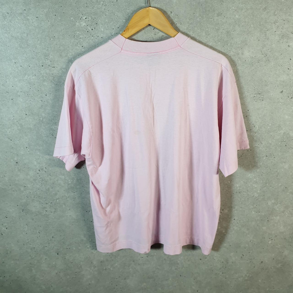 Vintage Best Fruit of the Loom California USA Single Stitch T Shirt Men’s XL Pink Big Fish Vintage