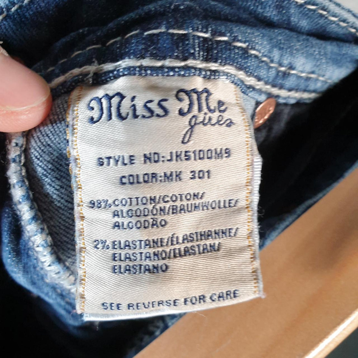 Vintage Miss Me Baggy Y2K Hip Hop Jeans Shorts Jorts Womens W24 Blue Denim Low Rise