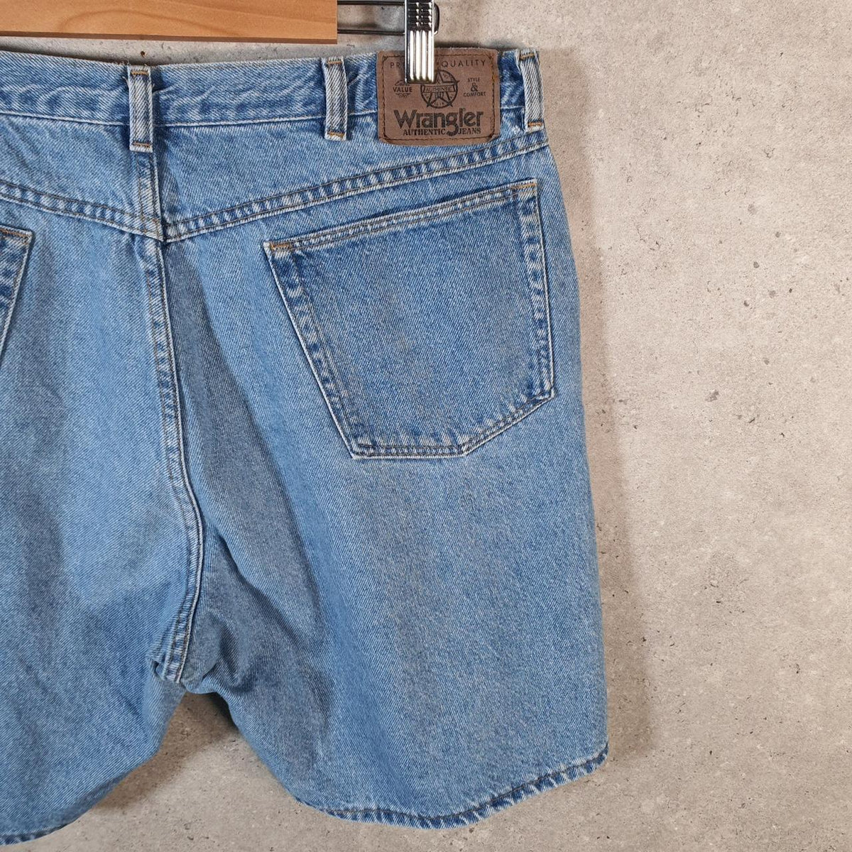 Vintage Wrangler Denim Shorts Jorts Cargo Men’s W36 Blue Baggy Cotton