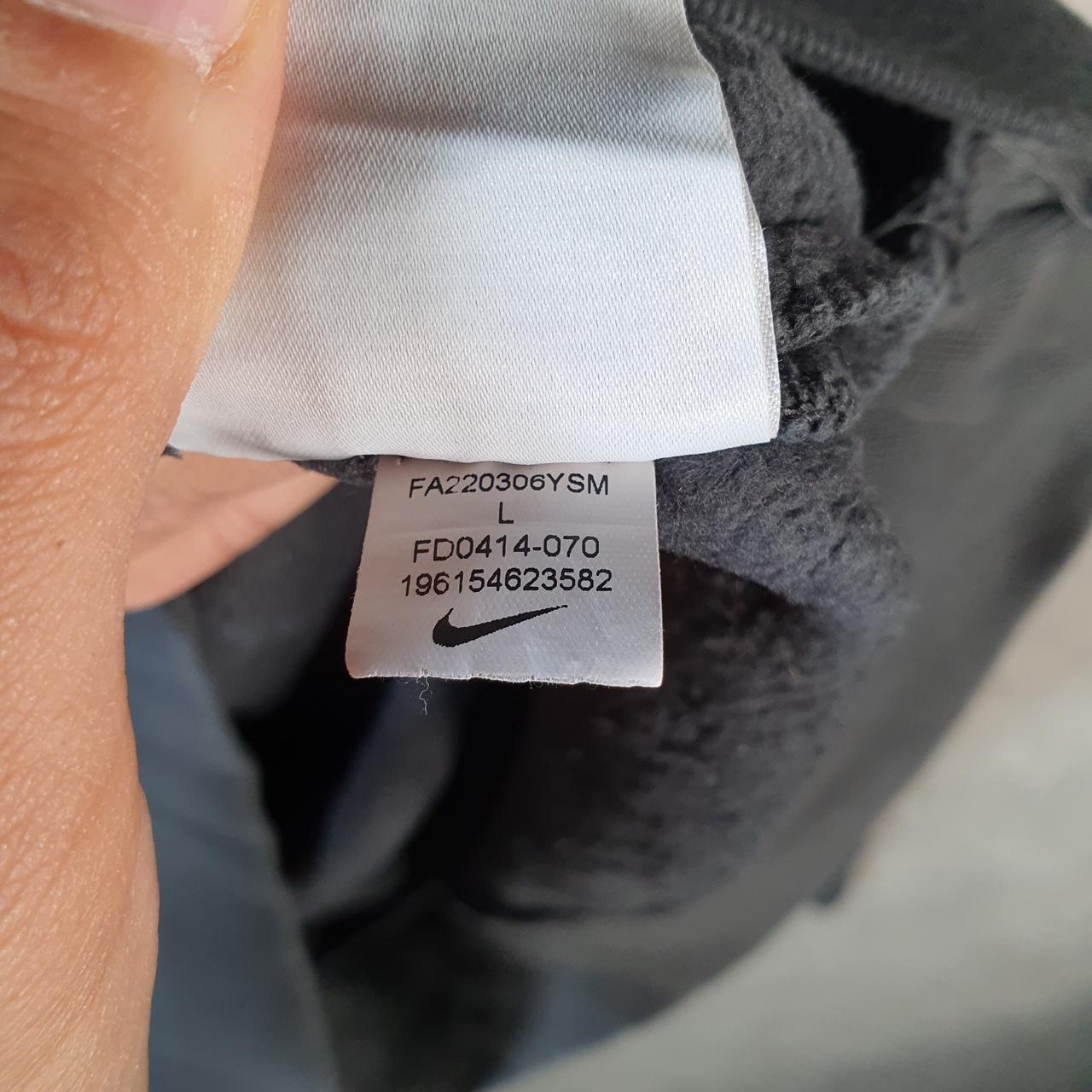 Vintage Nike Club Hoodie Men’s Large Black Swoosh Y2K Pullover Sweatshirt Logo