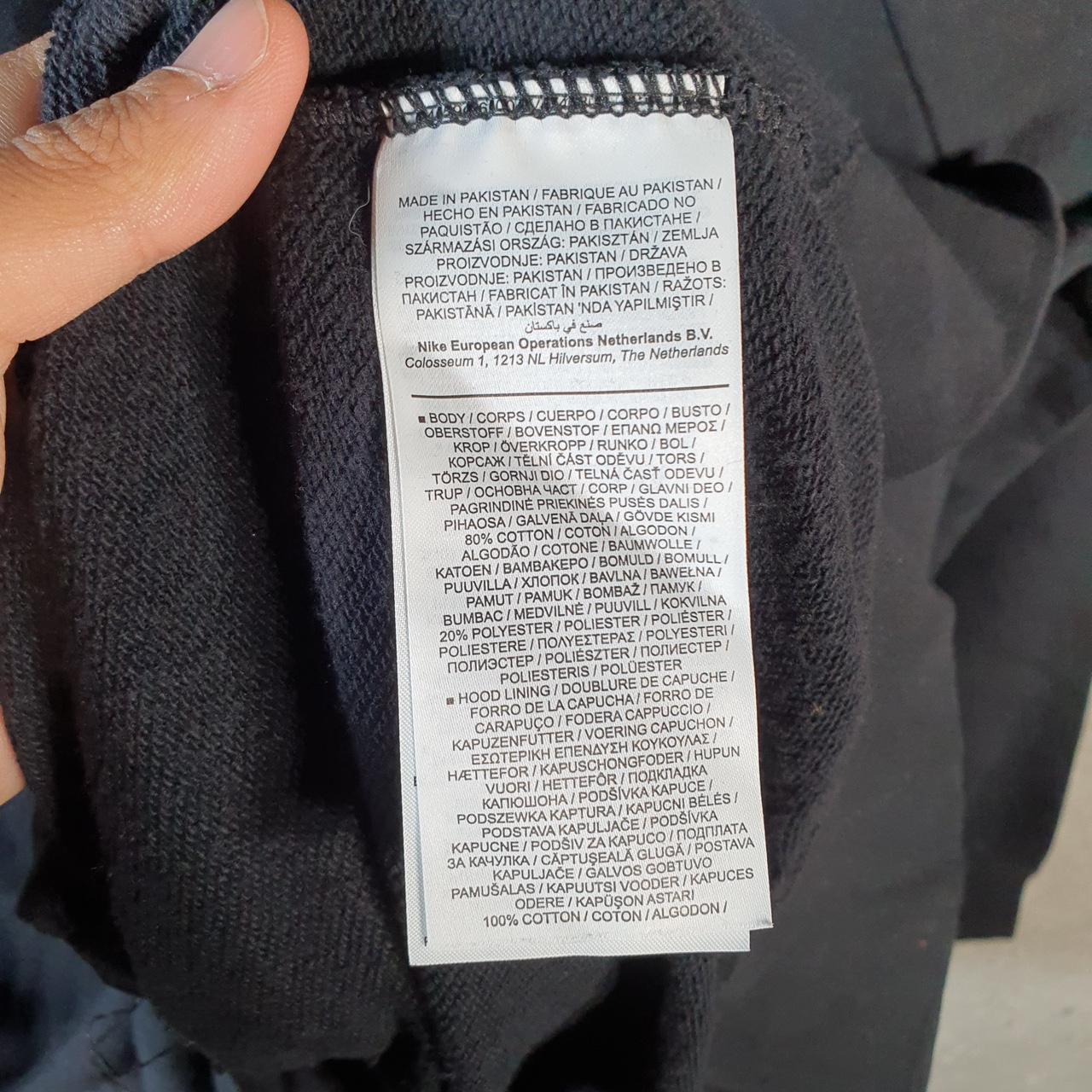 Vintage Nike Club Hoodie Womens Medium Black Long Swoosh Y2K Pullover Logo