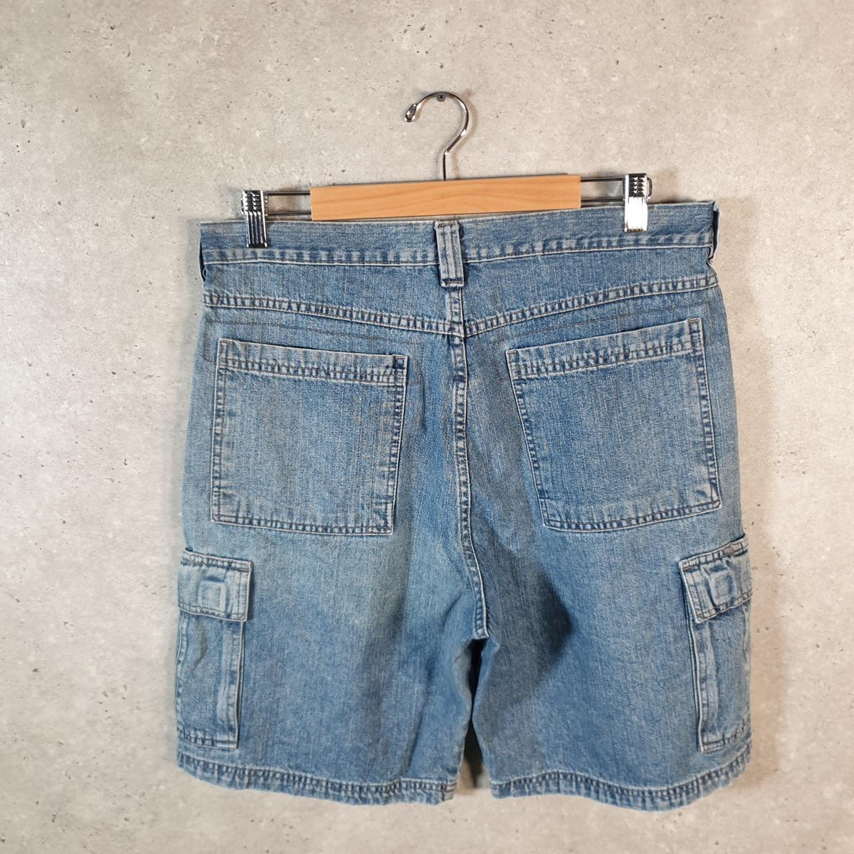 Vintage Wrangler Denim Shorts Jorts Cargo Men’s W33 Blue Baggy Cotton