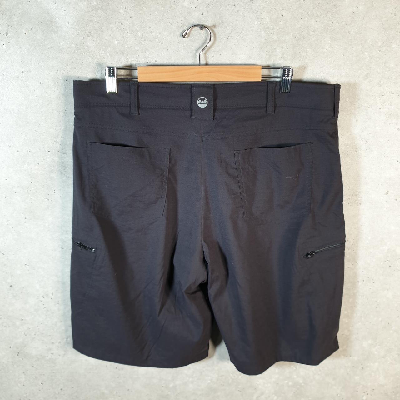 Vintage Wrangler Shorts Jorts Cargo Men’s W38 Relaxed Black Baggy Cotton