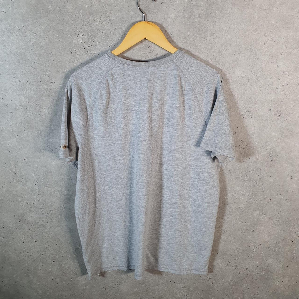 Vintage Carhartt Pocket T Shirt Men’s Medium Grey Workwear Chore Utility Relaxed Fit C9211