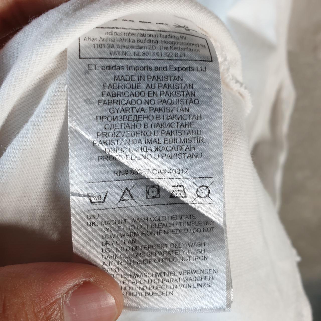 Vintage Adidas T Shirt Men’s XL White Three Stripes Logo Athletic