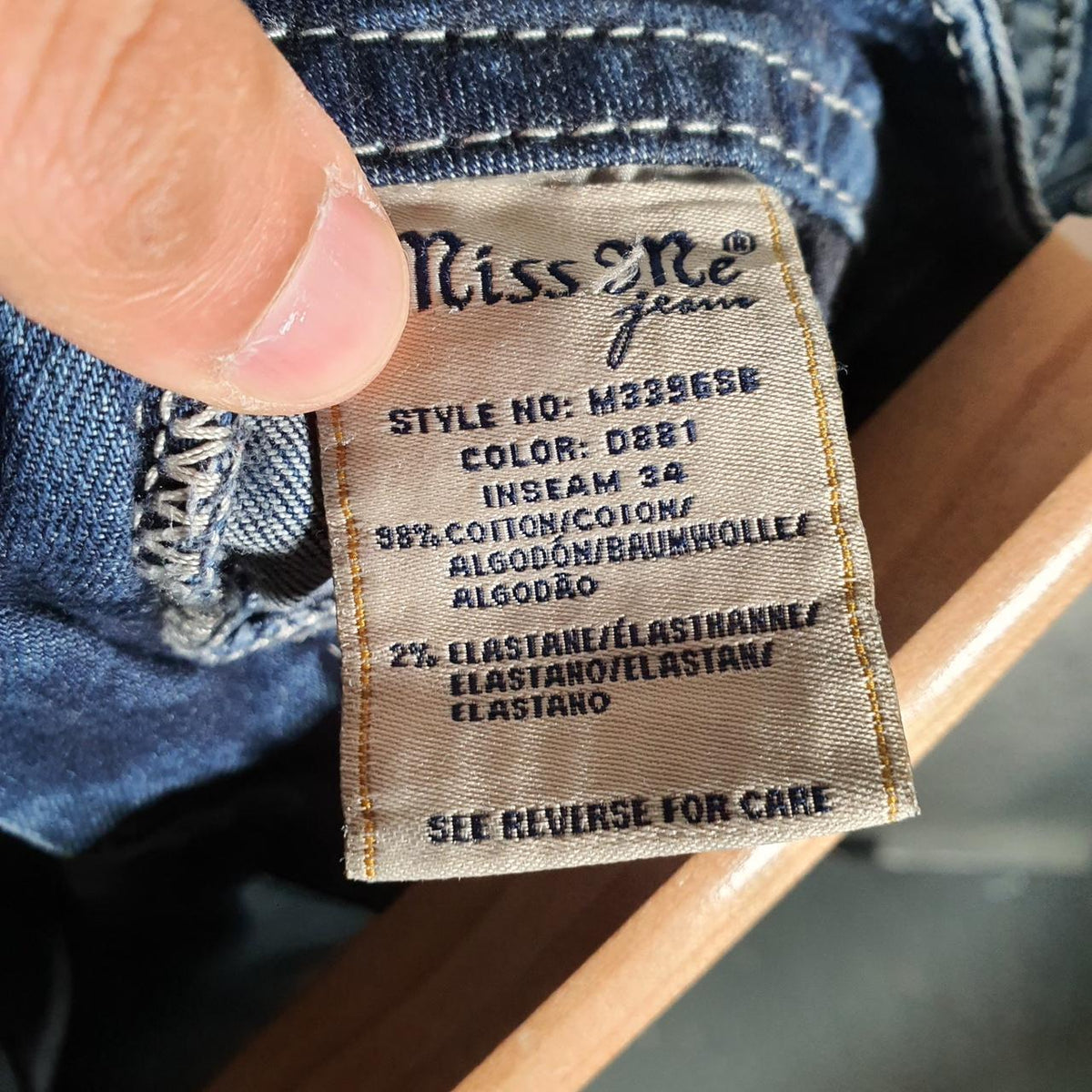 Vintage Miss Me Baggy Y2K Hip Hop Jeans Shorts Jorts Womens W30 Blue Denim USA A4825