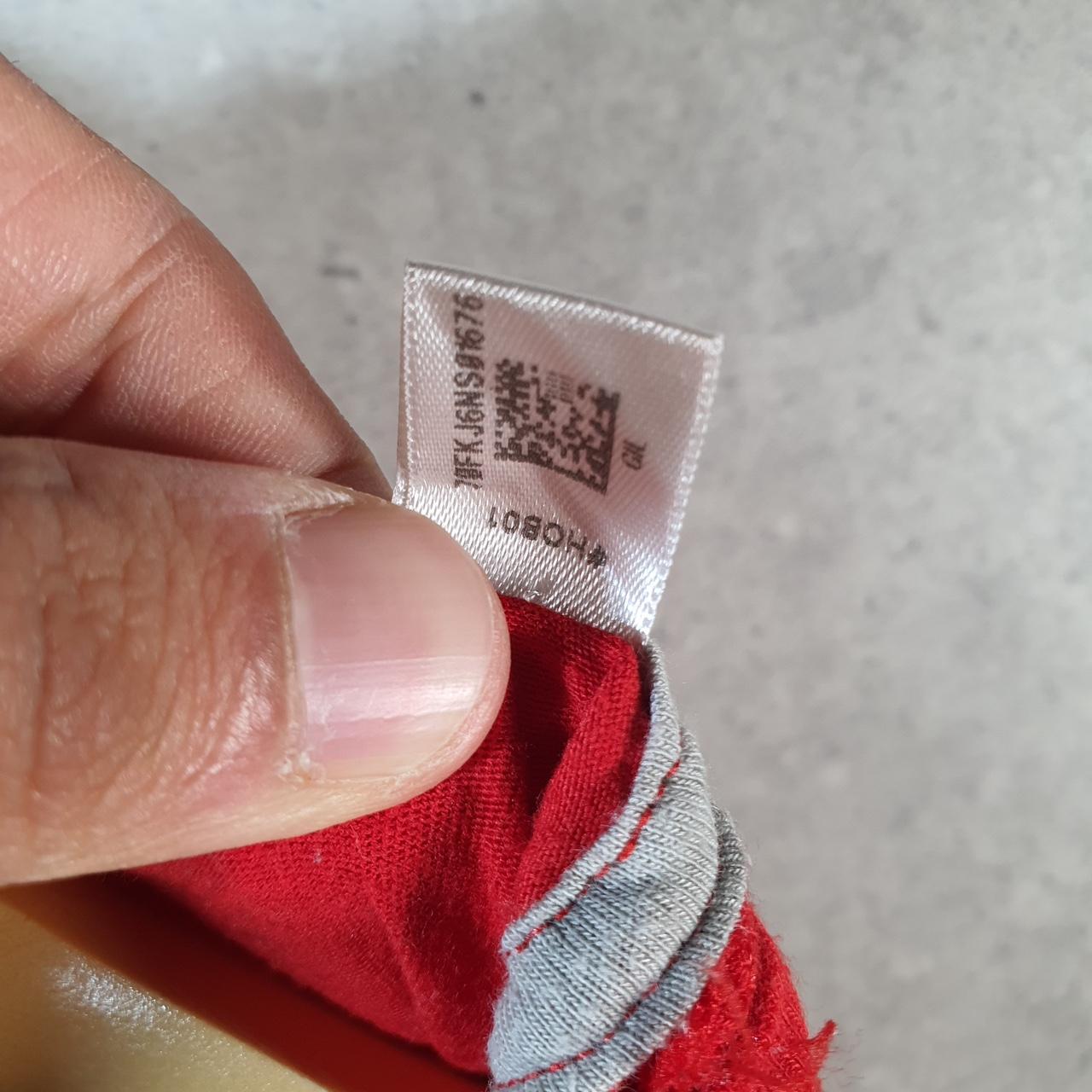 Vintage Adidas Go To Performance T Shirt Men’s Small Red Three Stripes Logo Athletic