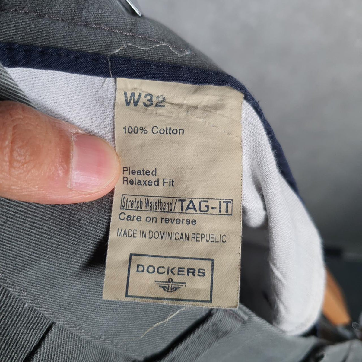 Vintage Dockers Chino Shorts Jorts Cargo Men’s W32 Grey Baggy Cotton A4417