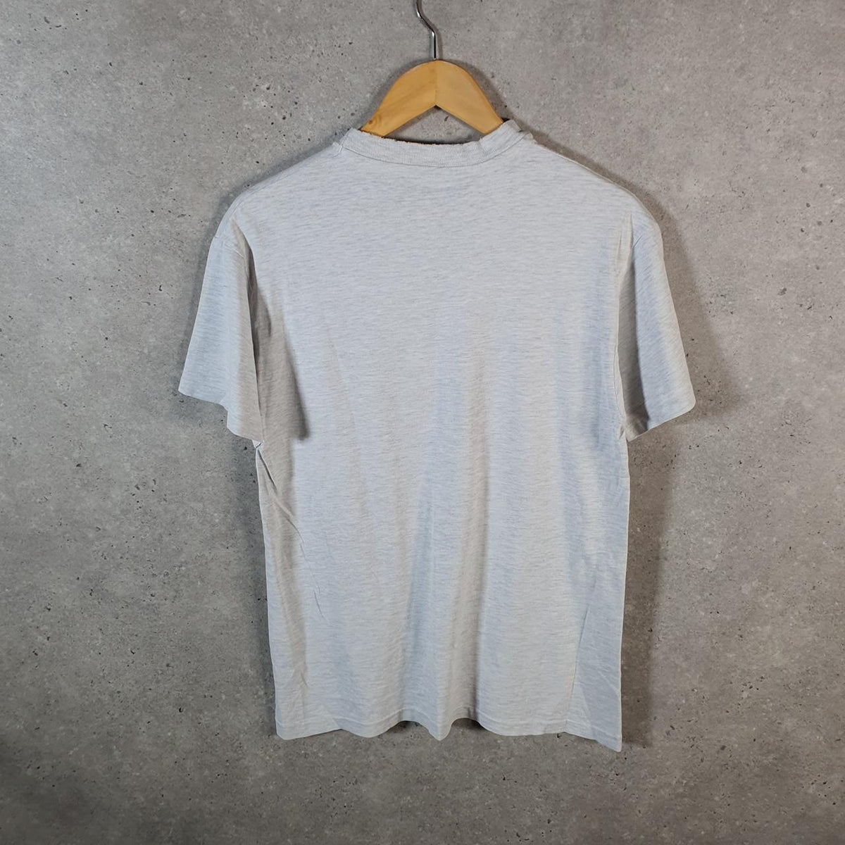Vintage Hanes Beefy Montemorelos Licenciatura USA 90s Single Stitch T Shirt Men’s Medium Grey Big Fish Vintage