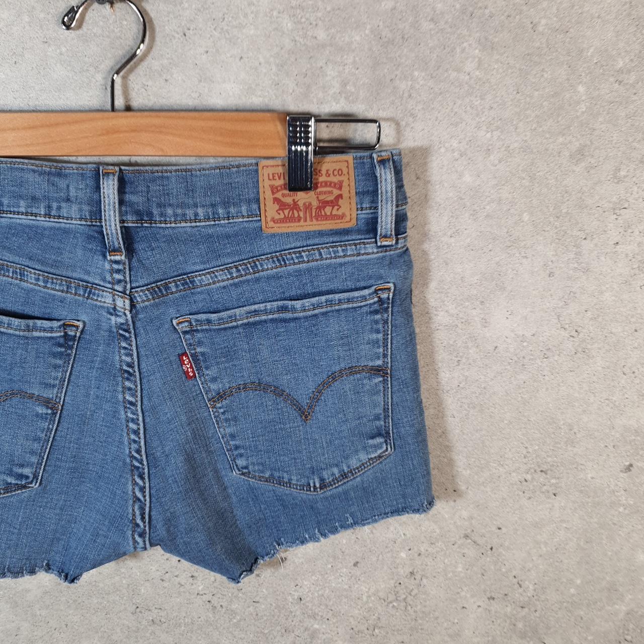 Vintage Levi’s 710 Cut Off Skinny Shorts Jorts Cargo Womens W29 Blue Relaxed Denim