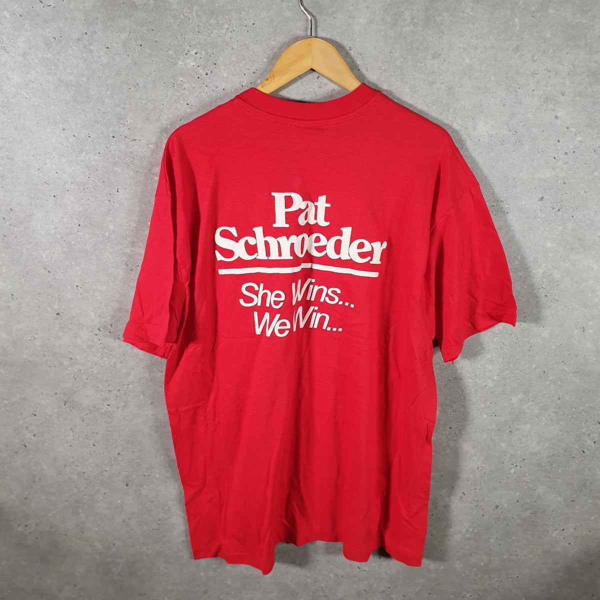 Vintage Hanes Beefy Pat Schroeder USA 90s Single Stitch T Shirt Men’s XL Red Big Fish Vintage