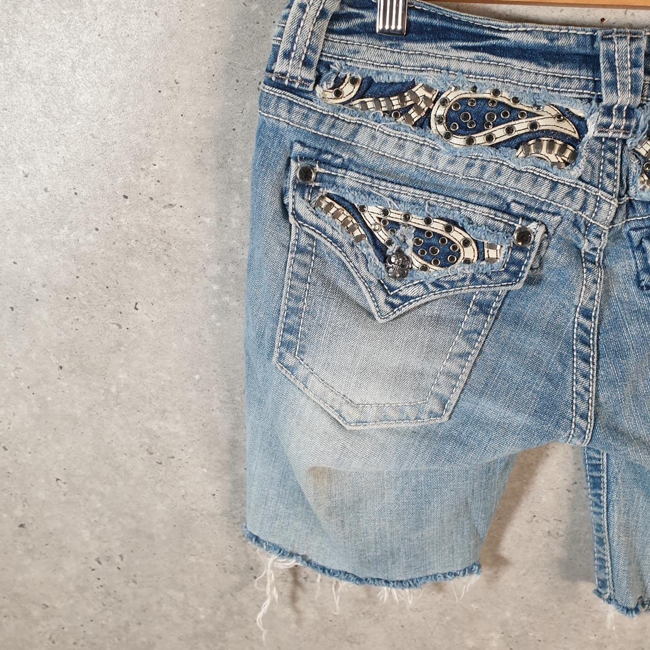 Vintage Miss Me Baggy Y2K Hip Hop Jeans Shorts Jorts Womens W28 Blue Denim Low Rise